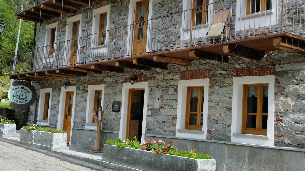 Bed and breakfast Ospitalita Rurale Familiare Land Wasser *